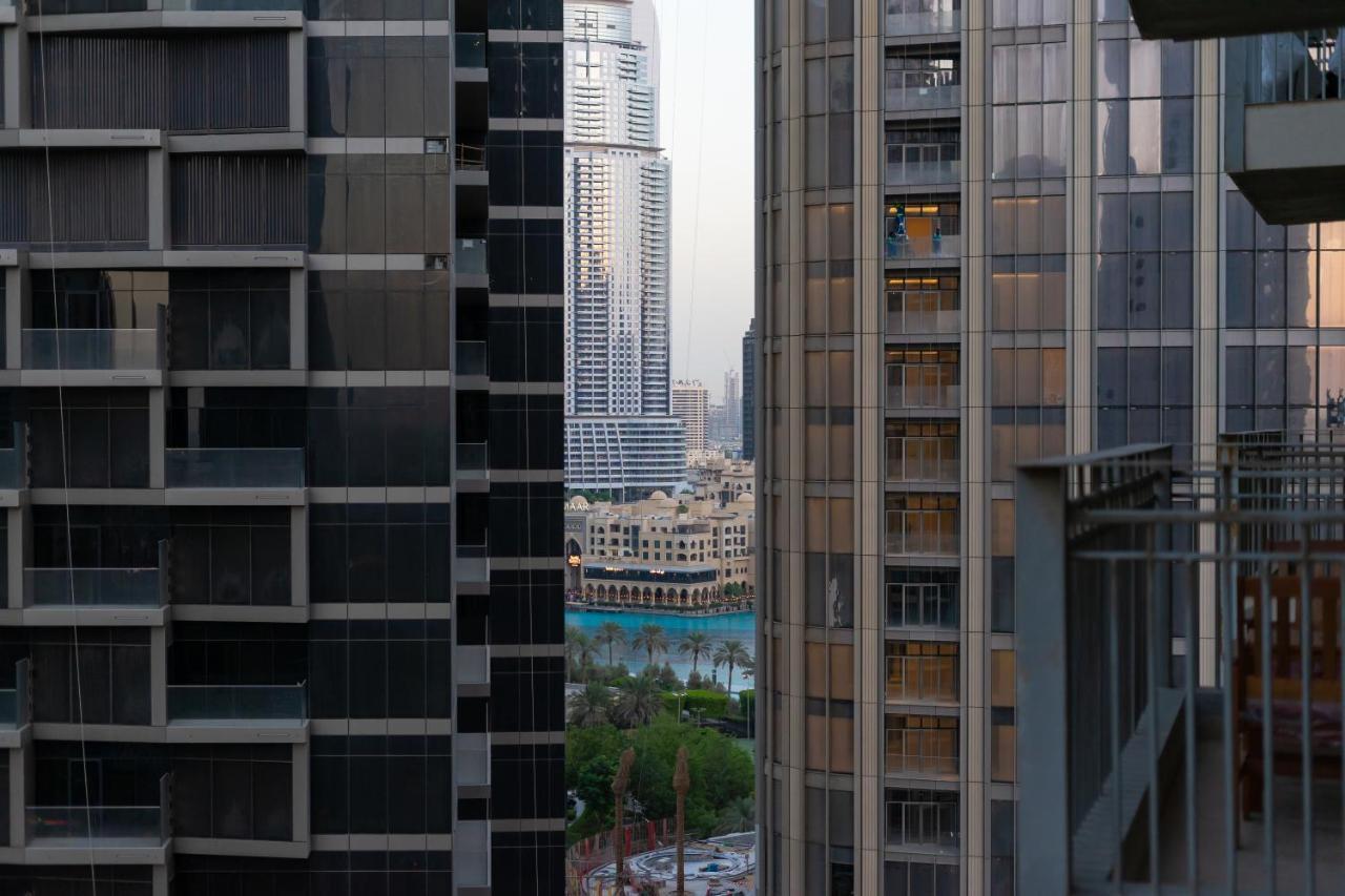 Westminster Standpoint Burj Khalifa Apartment Dubai Exterior photo