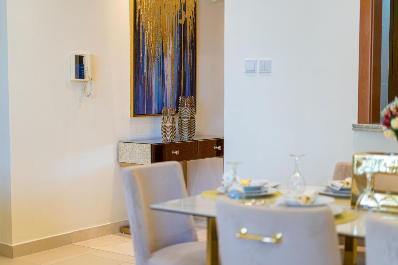Westminster Standpoint Burj Khalifa Apartment Dubai Exterior photo